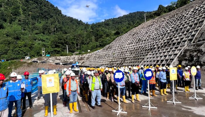 Peringatan Bulan K3, PLN UIP Sumbagut Gelar Apel di Intake Tunnel PLTA Asahan 3