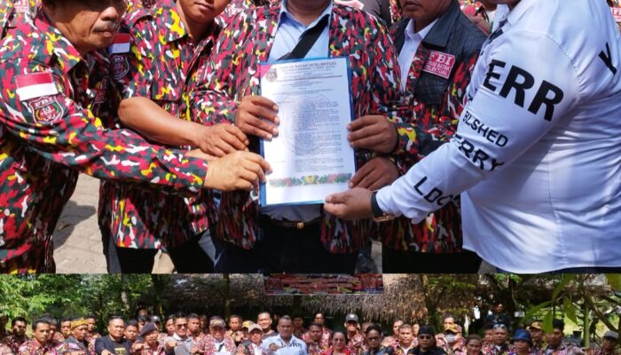 Ketua Umum FBI Serahkan Mandat Ke DPC Deliserdang