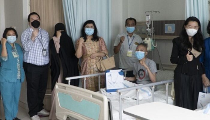 Peringati Hari Kanker Anak, MTMH  Berbagi Bingkisan Ke Pasien