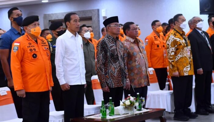 Basarnas Raih 2 Penghargaan Implementasi BerAKHLAK dari ESQ