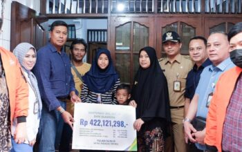 Meninggal saat Antar Paket, Keluarga Kurir Dapat Santunan BPJS Ketenagakerjaan