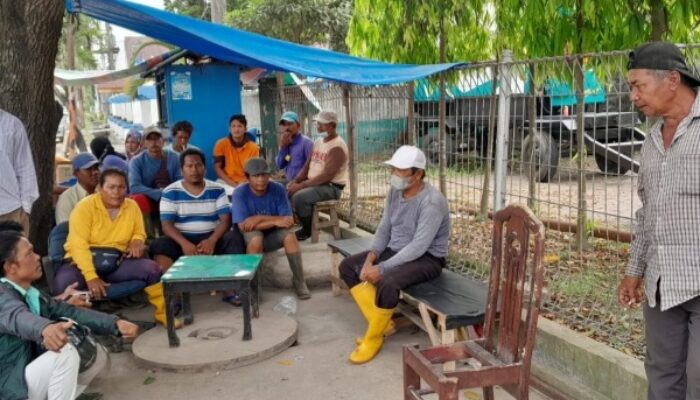 Pekerja Kebersihan Di Perumnas Mandala Tuntut Fasilitas Dan Kenaikan Gaji