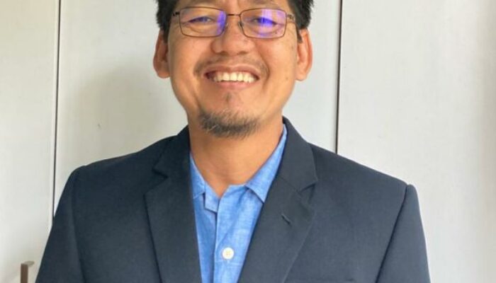 <strong>Ada Yang Datang Dan Pergi…</strong>