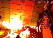 2 OTK Bakar Rumah Warga Di Tanjunggusta