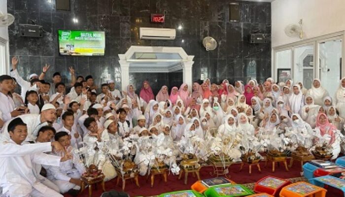 Ratusan Siswa Asy Syafi’iyah Internasional Medan Khatam Alquran