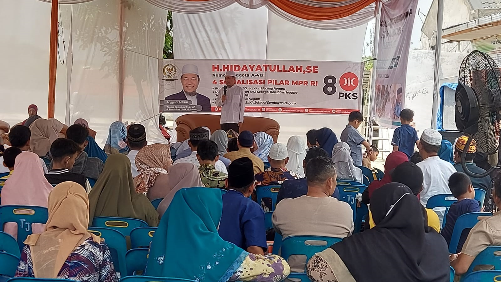 H. Hidayatullah, SE anggota DPR RI dari Fraksi Partai Keadilan Sejahtera (PKS) pada saat menyampaikan paparannya pada sosialisasi 4 Pilar MPR RI .Waspada/Ist
