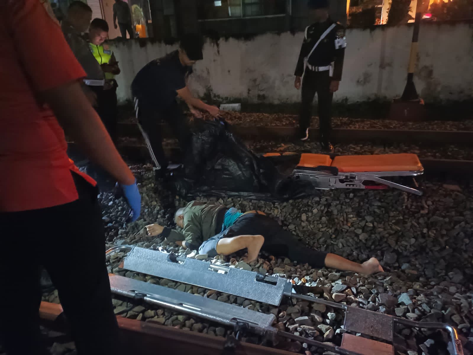 Baru Sehari Masuk Kerja, Petugas Parkir Tewas Ditabrak Kereta Api Bandara