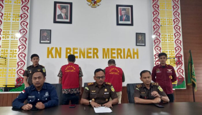 Kejari Bener Meriah Tahan Dua Tersangka Korupsi Jalan