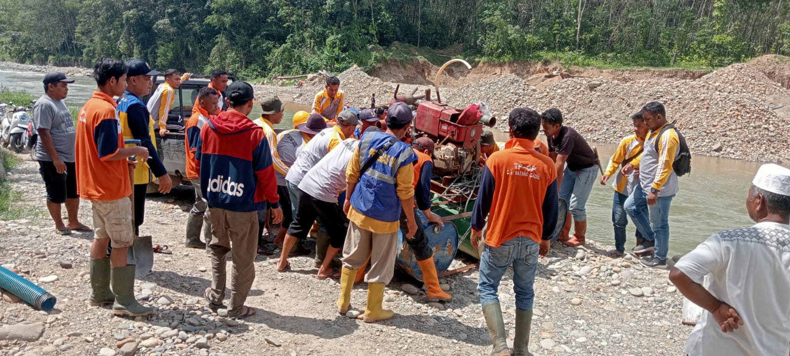 Irigasi Batanggadis Ditangani, Batangangkola Menunggu