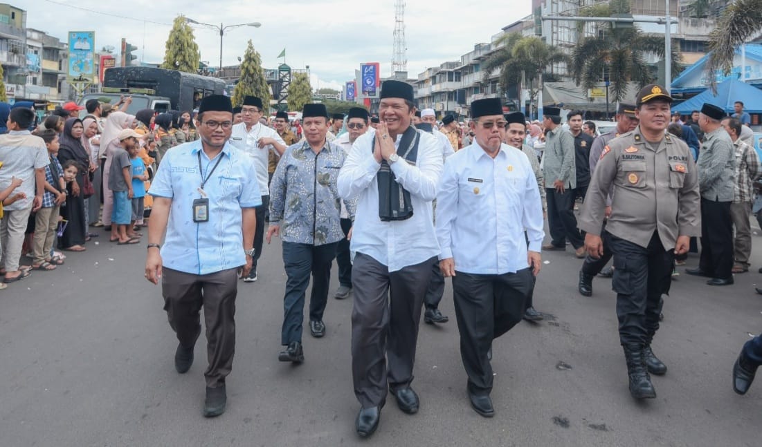 Wali Kota Sidempuan Baiat Dewan Hakim MTQ Ke-22, Pawai Ta'aruf Meriah