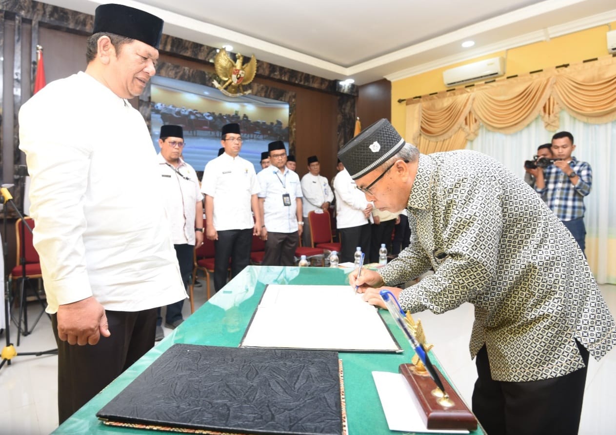 Wali Kota Sidempuan Baiat Dewan Hakim MTQ Ke-22, Pawai Ta'aruf Meriah Wali Kota Sidempuan Baiat Dewan Hakim MTQ Ke-22, Pawai Ta'aruf Meriah