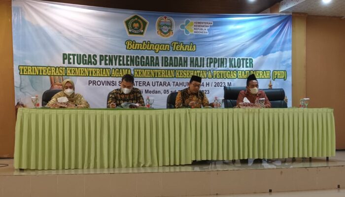 Kadinkes Sumut Buka<br>Bimtek PPIH Kloter