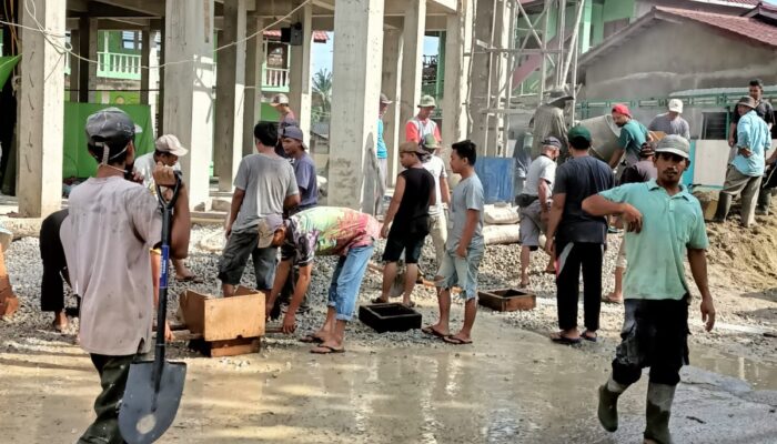 Pembangunan Masjid Al-Abshor Aekgaloga Hampir 40 Persen