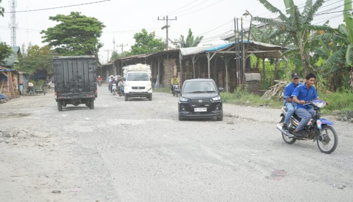 Bagian Jalan Rusak Di Jalan Platina 1 Bukan Wilayah Kota Medan