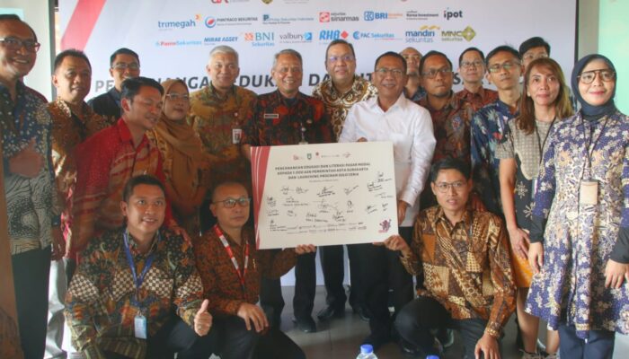 Pasar Modal Edukasi dan Literasi 1.000 ASN Surakarta Sekaligus Luncurkan Program Solo CERIA