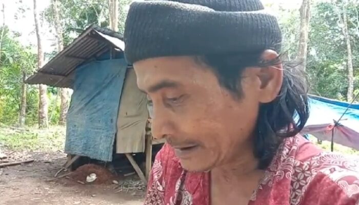 Cerita Miris Dari Gubuk 2×3 Meter