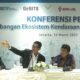 Direktur Utama PLN, Darmawan Prasodjo saat Konferesi Pers 'Dukungan Pengembangan Ekosistem KBLBB' di Jakarta, Jumat (10/3).