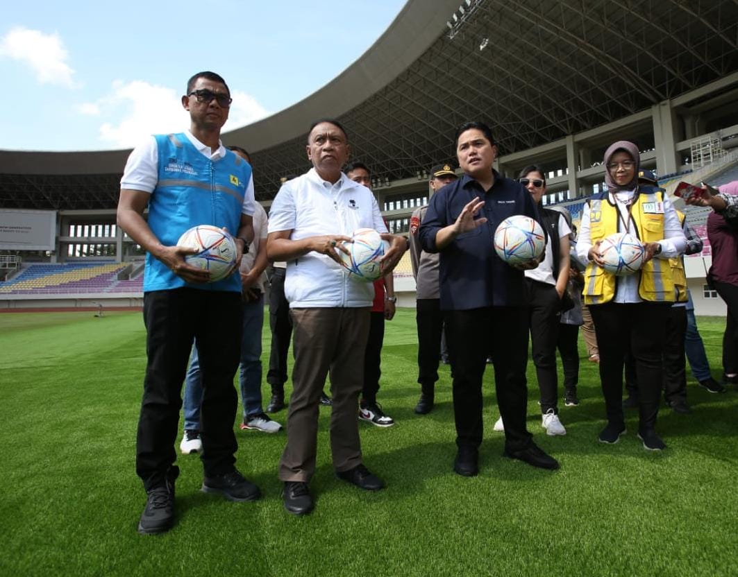 Ketua Umum PSSI Erick Thohir bersama Menteri Pemuda dan Olahraga (Menpora) Zainudin Amali yang juga didampingi Direktur Utama PT PLN (Persero) Darmawan Prasodjo memastikan enam stadion tempat perhelatan Piala Dunia U-20 yang akan digelar pada 20 Mei 2023 siap untuk digunakan.
