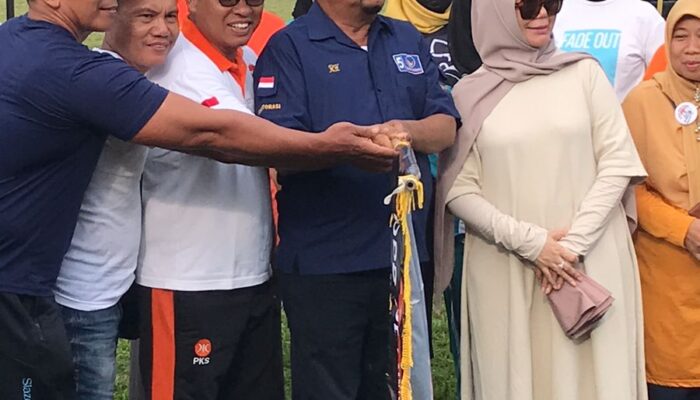 Rahudman Gerakkan Relawan Pendukung Anies Dengan Gerak Jalan