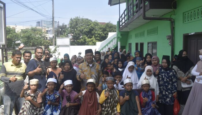 Disti Nuaridho Laksanakan “Bakti Sosial” Khitanan Massal Santunan Anak Yatim dan Dhuafa