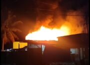 Enam Unit Rumah Hangus Terbakar