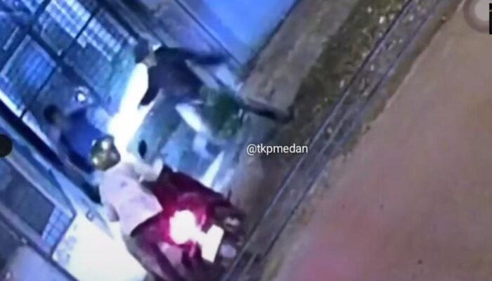 Dua Perampok Berklewang Sikat Sepeda Motor Mahasiswa