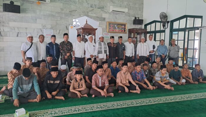 <em>Menyambut Ramadhan 1444 H STM IKRAR Gelar Pengajian Bersama Anak Yatim</em>