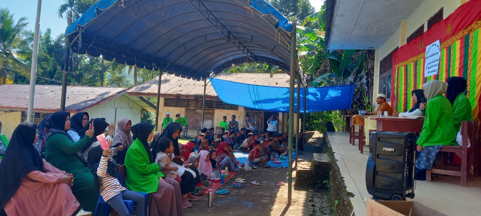 Kerjasama Guru SD, SMP Lae Ikan Gelar Peringatan Isra Mikraj 