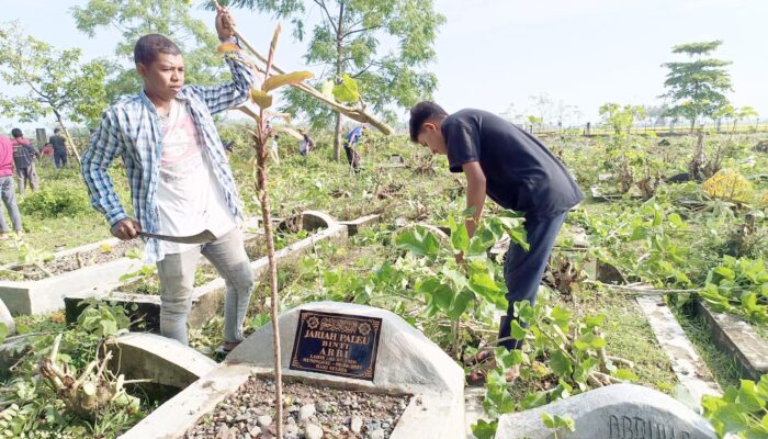 Warga Raya Paya Gotong Royong Sambut Ramadan