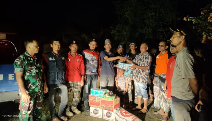 Pemkab Aceh Besar Antar Bantuan Masa Panik Angin Kencang