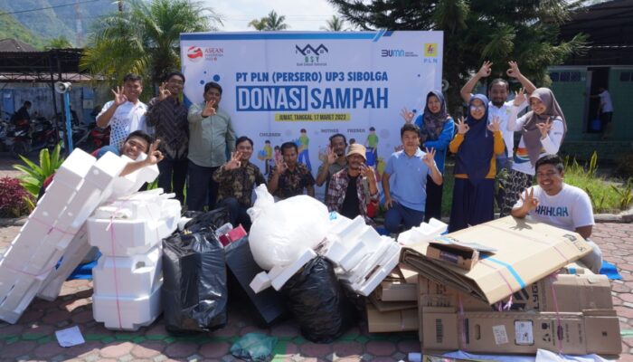Peduli Akan Lingkungan, PLN Bersama Bank Sampah Yamantab Gelar Donasi Sampah