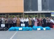 Jelang Ramadhan Yaspendhar Bagikan 2.442 Paket Natura&nbsp;