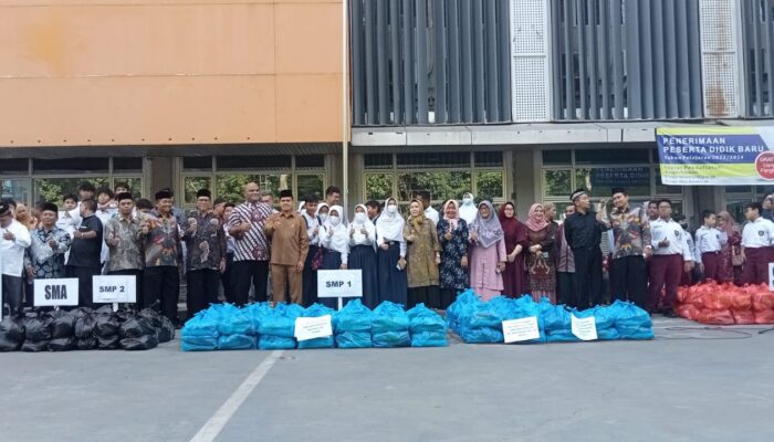 Jelang Ramadhan Yaspendhar Bagikan 2.442 Paket Natura 