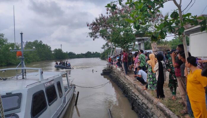 Pelajar SD Jatuh Di Sungai Bedagai