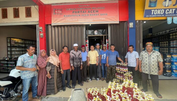 Seratusan Lebih Paket Ramadan Untuk Eks Kombatan