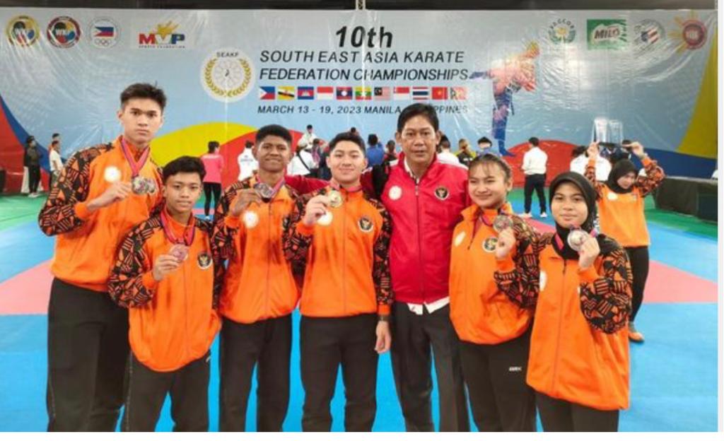 Membanggakan, Mahasiswa UMSU Sumbang Perak Kejuaraan Karate Asia Tenggara Di Manila