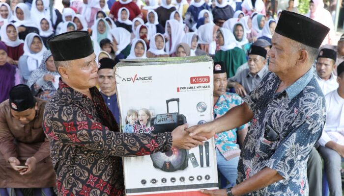 Warga Desa Pananggahan Tapteng Antusias Belajar Ilmu Menguburkan Jenazah Bersama Usbat Ganjar Sumut