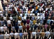 Jumat Perdana, Ribuan Jamaah Padati Masjid Agung Darussalihin Idi