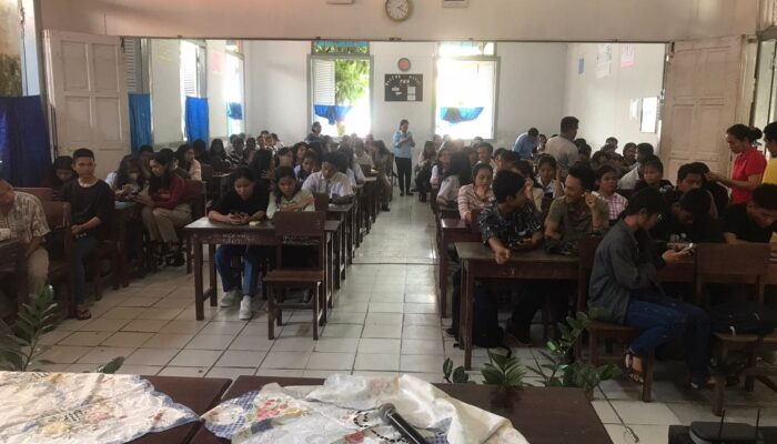 10 siswa HKBP Dibimbing Intensif Di Bimbel SUPERLES