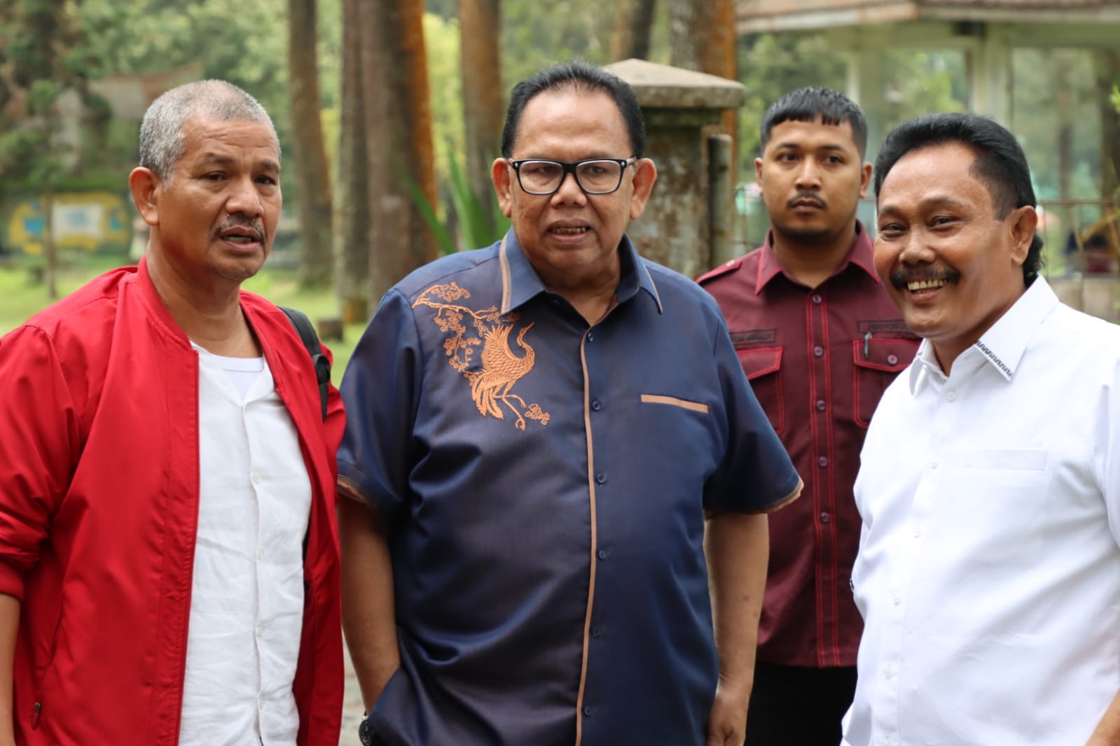 KETUA DPRD Sumut Baskami Ginting, bersama Anggota Komisi E DPRD Sumut, Soetarto dan Ruben Tarigan, meninjau venue PON XXI, Tahura, Jumat (24/3). Waspada/Ist