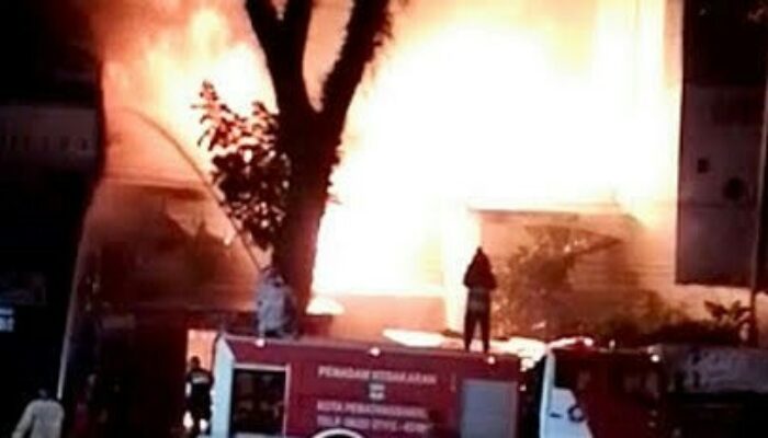 3 Rumah Terbakar Di P.Siantar, 2 Pemilik RM Alami Luka Bakar
