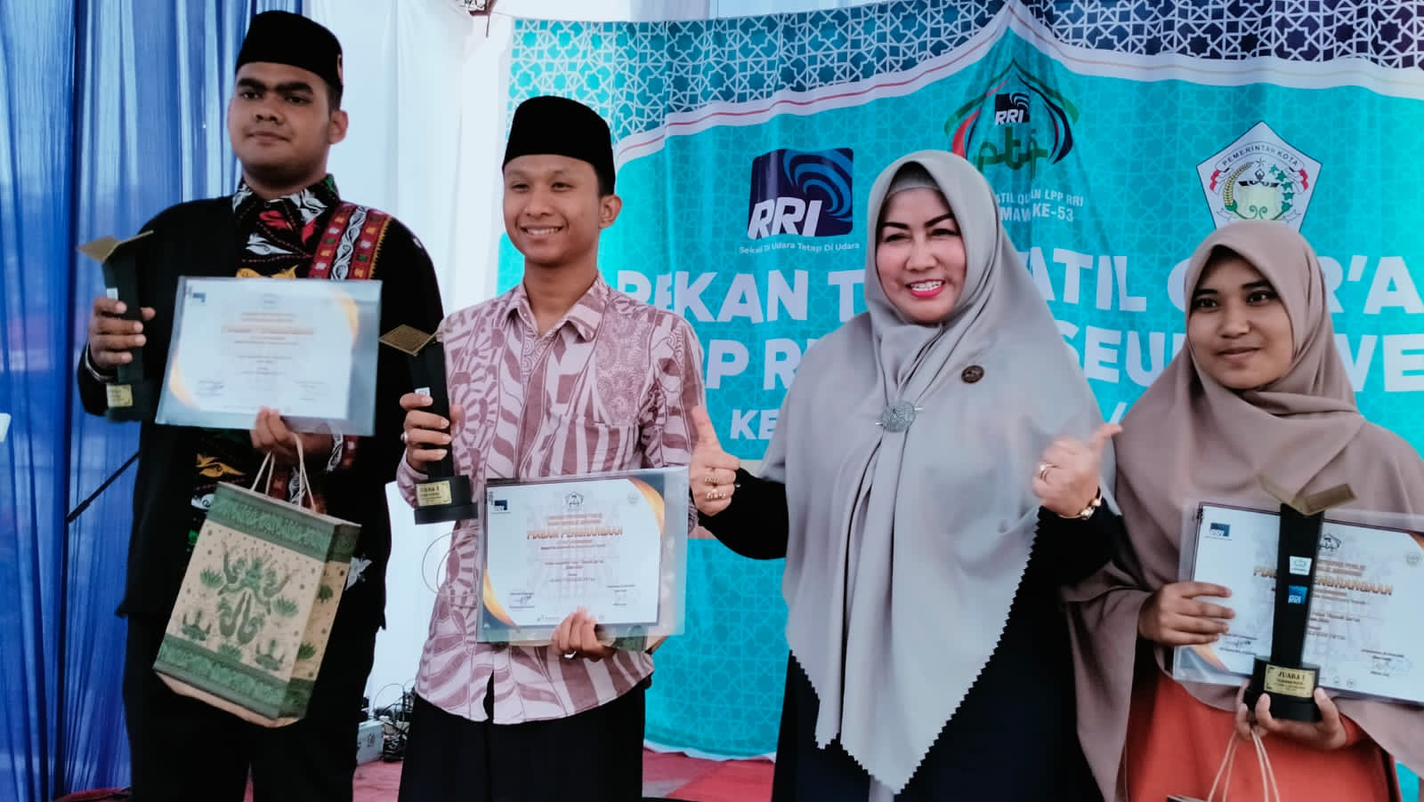 Dua Anggota IPQAH Aceh Besar Lolos Ikuti Pekan Tilawatil Qur'an RRI Di Kendari