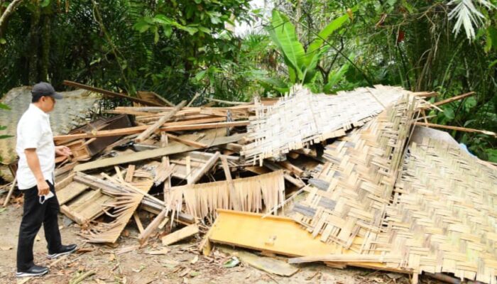 Bupati Zahir: Perbaikan Rumah Roboh Tanggungjawab Pemkab Batubara