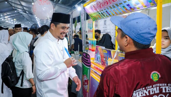 <em>Ramadhan Fair XVII Resmi Dibuka, Warga Medan Mengaku Rasa Rindunya Terobati Dan Suasana Ramadhan Lebih Semarak</em>