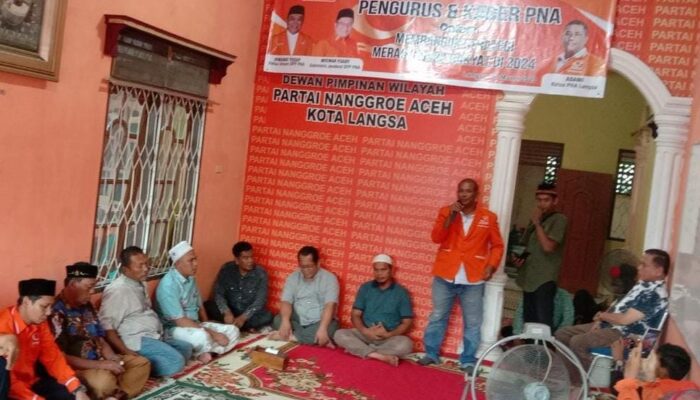 Irwandi Yusuf Sambangi DPW PNA Langsa