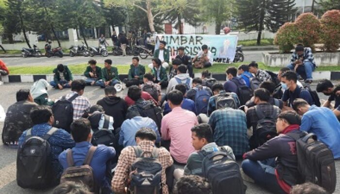 KAM Sekawasan USU Gelar Dialog Publik, Minta Rektor Evaluasi Oknum Direktur Ditmawalumni