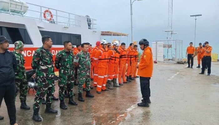 Pangdam I/BB Kerahkan PRCPB Bantu Bencana Longsor Di Pulau Serasan