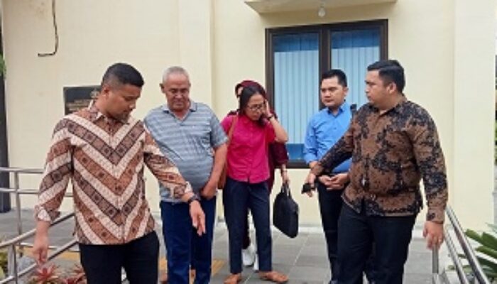 Orangtua Almarhum Bripka AS Berikan Keterangan Di Poldasu