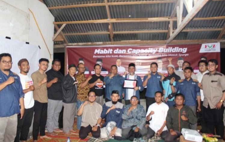 FORUM Zakat (FOZ) Sumatera Utara melangsungkan kegiatan Mabit dan Capacity Building (CB) anggota Lembaga Amil Zakat (LAZ) se-Sumatera Utara di Sentra DD Farm, Desa Bulu Cina, Kec. Hamparan Perak, Kab Deli Serdang. Waspada/ist