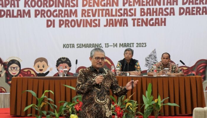 Bahasa Jawa Alami Kemunduran